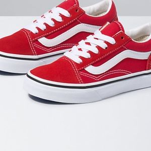 COPY - Red vans will be clean before shipped !!
